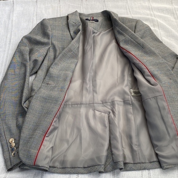 Tommy Hilfiger iconic blazer with silver embellishments. - Picture 11 of 17